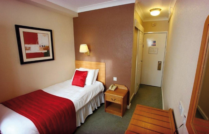 Single Room, Hotel Swansea